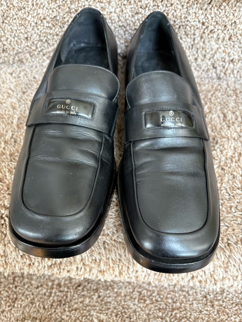 Gucci Black Leather Women's Penny Loafers - Picture 4 of 16